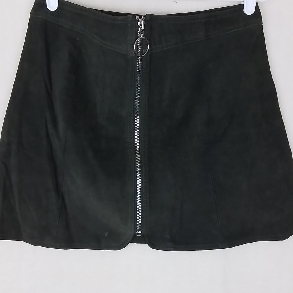 H&M Full Front Zip Leather Suede Mini Skirt Size Medium in Green‎ *flawed*